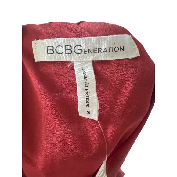 BCBGENERATION Red Cold Shoulder Dress Size Small NEW - Picture 4 of 4